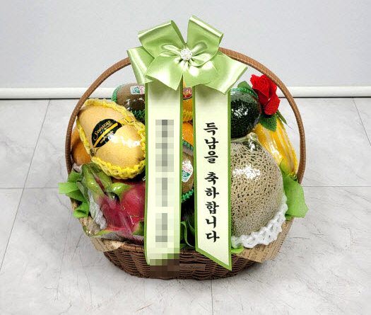 실제 배송된 과일바구니와 과일선물 사진